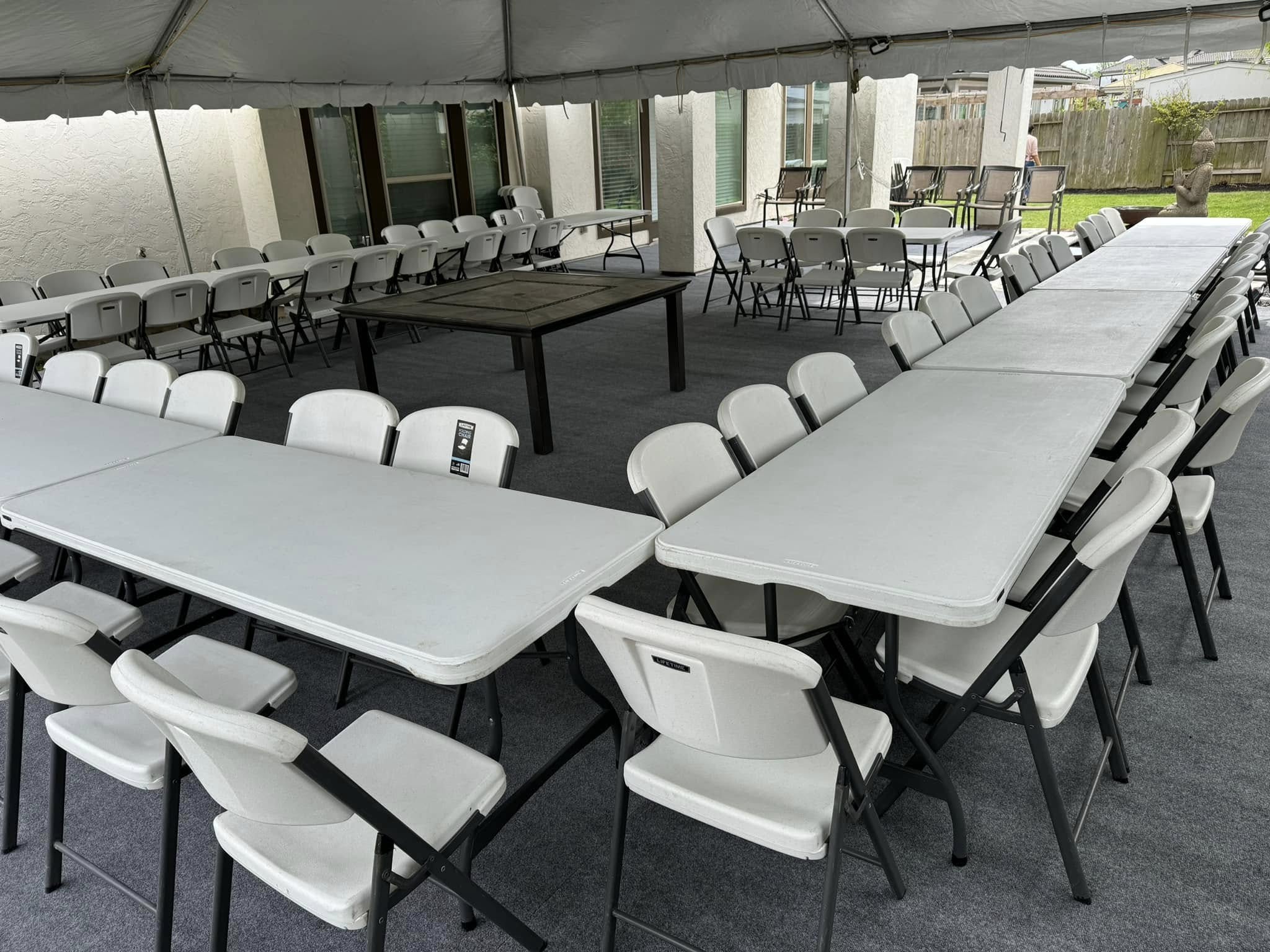 White-Plastic-Chairs-1